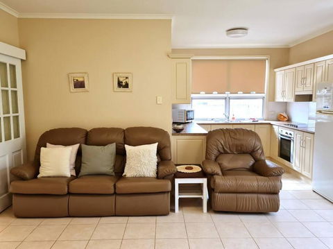On The Bay - Nambucca Heads Accommodation 3