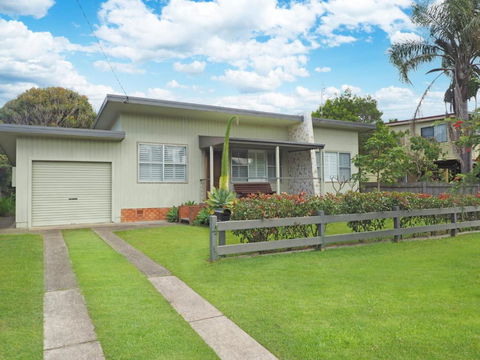 ONDINE, 4 Belmore Street - Nambucca Heads Accommodation 0