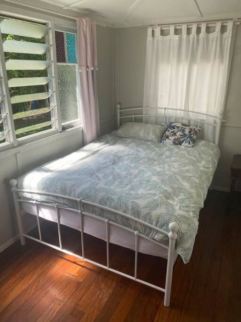 Original Surf Cottage In Heart Of Pottsville Beach - Nambucca Heads Accommodation 2