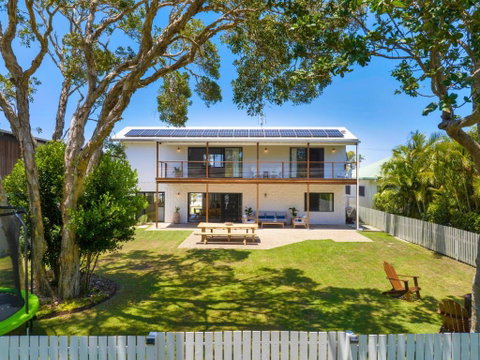 Pangkarra -Stunning Beach House - Family Friendly - Nambucca Heads Accommodation 1