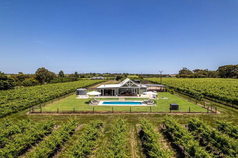 Pethick House - Nambucca Heads Accommodation 1