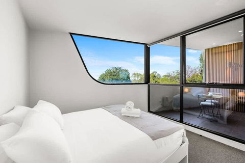 Perfectly Located Executive 1BR At Caulfield North - Nambucca Heads Accommodation 2