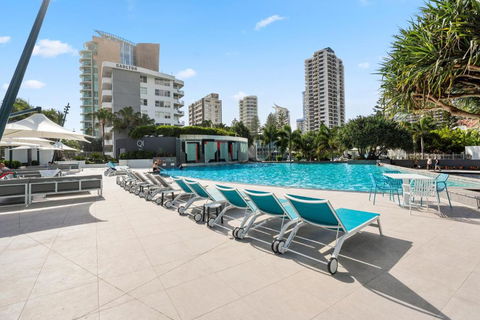 Q Tower Amazing Ocean Views 22nd Level Heated Pools Sleeps 6 - Optimise BNB - Nambucca Heads Accommodation 3