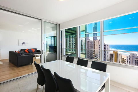 Q Tower Amazing Ocean Views 22nd Level Heated Pools Sleeps 6 - Optimise BNB - Nambucca Heads Accommodation 2