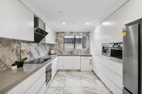 Quaint Double Room - Centrally Located At Glenfield - Shared Bathroom - Nambucca Heads Accommodation 3