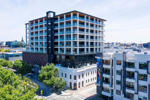 R Hotel Geelong - Nambucca Heads Accommodation 0