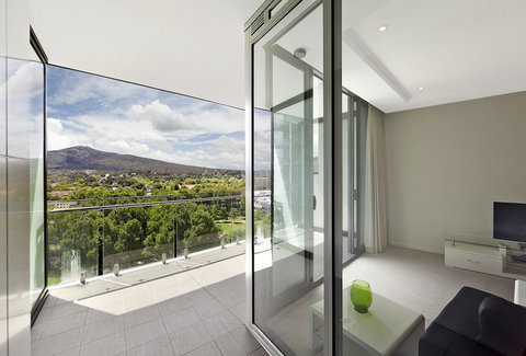 Astra Apartments Canberra - Manhattan - Nambucca Heads Accommodation 3