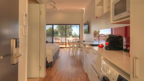 Atherton Apartments - Nambucca Heads Accommodation 0