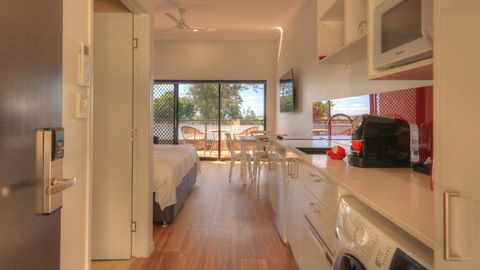 Atherton Motel - Nambucca Heads Accommodation 2