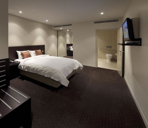 Atlantis Hotel Melbourne - Nambucca Heads Accommodation 2