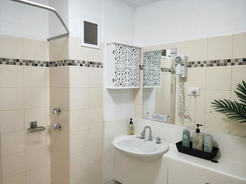 Atrium Private Stay Mandurah - Nambucca Heads Accommodation 0