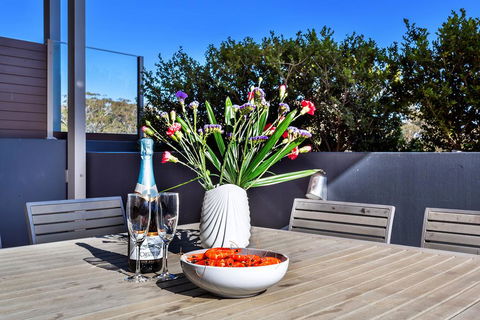 Aura Unit 10 - Shoal Bay - Nambucca Heads Accommodation 1