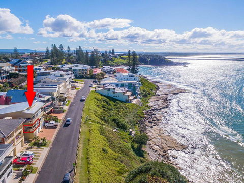 Avalon 1 - Overlooking Beautiful Convent Beach - Nambucca Heads Accommodation 1