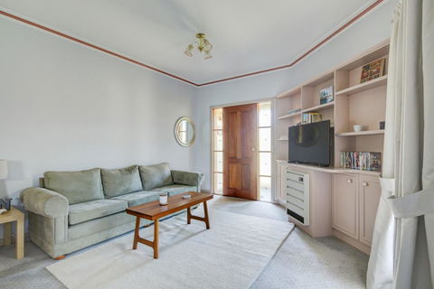 Avalon Cottage - Nambucca Heads Accommodation 3