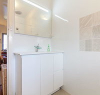 B7 Close to UWA Swan River Cafes and The New Children's Hospital - Nambucca Heads Accommodation