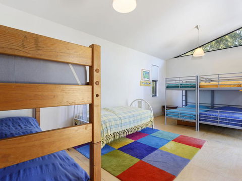 Barefoot Beach House - Nambucca Heads Accommodation 1