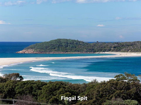 Barefoot' 7/44 Marine Drive - Fabulous Fingal Bay - Nambucca Heads Accommodation 0