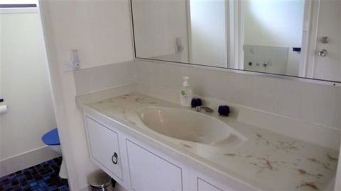 BARRELS AT BOOMERANG - Nambucca Heads Accommodation 1