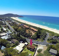 BARRELS AT BOOMERANG - Nambucca Heads Accommodation