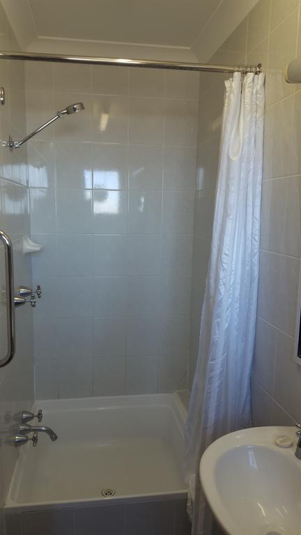 Bathurst Gold Panner - Nambucca Heads Accommodation 3