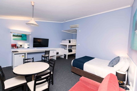 Bay Hotel Motel - Nambucca Heads Accommodation 1