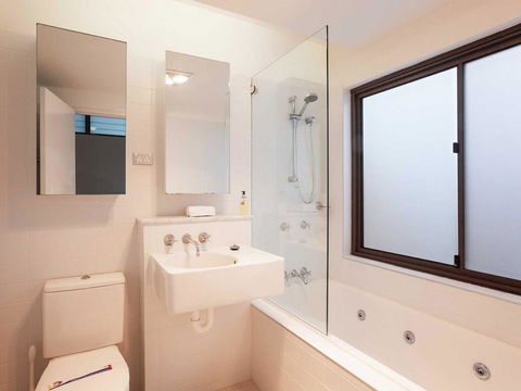 Beach House 7' 26 One Mile Close - Air Conditioned, Wifi, Foxtel, Linen - Nambucca Heads Accommodation 1