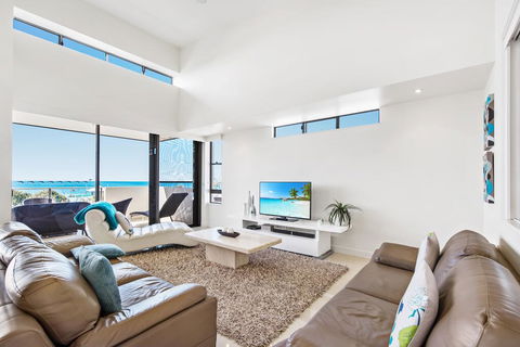 Beaches On Maroochy 1 Beach Parade - Nambucca Heads Accommodation 0