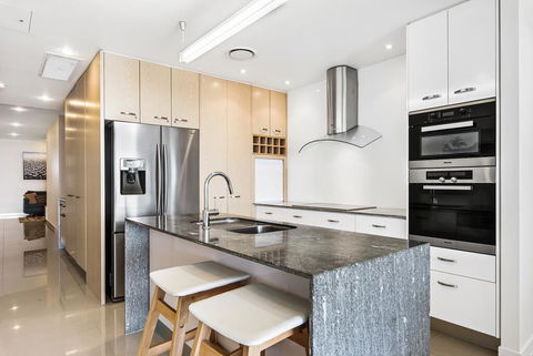 Beaches On Maroochy 1 Beach Parade - Nambucca Heads Accommodation 2