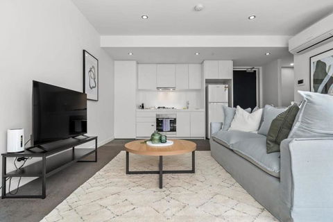 Richmond Premium Escape - Walk To The MCG - Nambucca Heads Accommodation 0