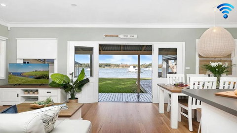 River Shack - Nambucca Heads Accommodation 0