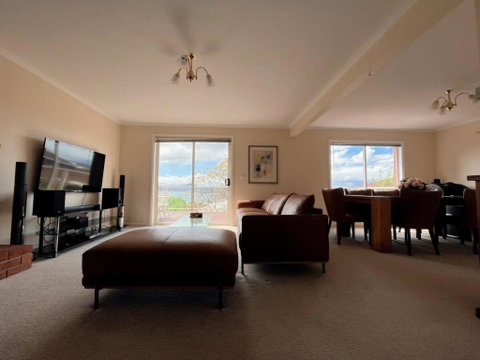Riveting House With Incredible Water-view At SandyBay - Nambucca Heads Accommodation 3
