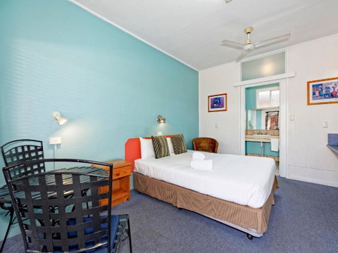 Riviera Motel Bundaberg - Nambucca Heads Accommodation 2