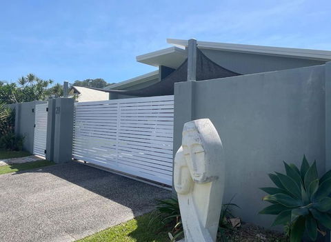Relax At Trinity Beach Getaway, Blue Lagoon, Trinity Beach - Nambucca Heads Accommodation 1
