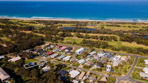 Robin Wood - Nambucca Heads Accommodation 0