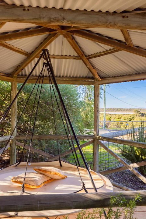 Roo With A View By Swan Bnb Management - Nambucca Heads Accommodation 1