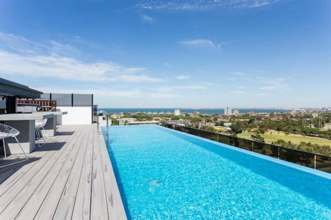 Rooftop Infinity Pool - St Kilda Luxury - Nambucca Heads Accommodation 0