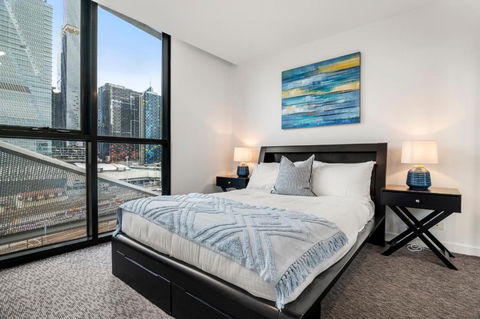 Rooftop Pool 2BR Apartment At Marvel Stadium With Free Parking - Nambucca Heads Accommodation 3