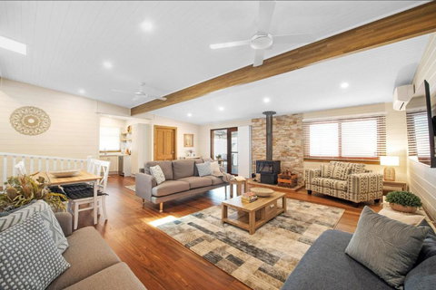 Rosemill Cottage - Mobility Friendly Accommodation Never Looked Better! - Nambucca Heads Accommodation 1