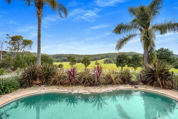 Roxy - A Secluded Luxury Estate Near Berry, Where Serenity Meets Family Comfort with Nambucca Heads Accommodation