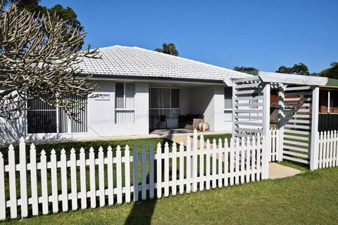 Rudder House - Nambucca Heads Accommodation 0