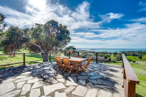 Rustic Cottage - Nambucca Heads Accommodation 2