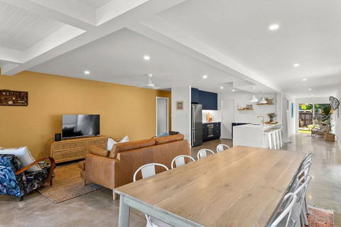 Salty Crab Bungalow - Nambucca Heads Accommodation 2