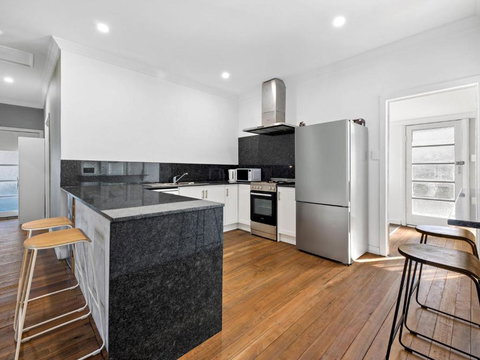 Salty Sea Cottage - Nambucca Heads Accommodation 1