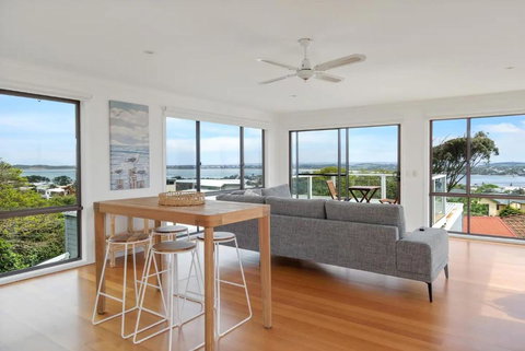 San Remo Panorama By Ready Set Stay - BYO LINEN & TOWELS - Nambucca Heads Accommodation 0