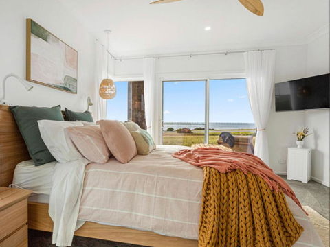 Sanctuary On Point - Nambucca Heads Accommodation 1
