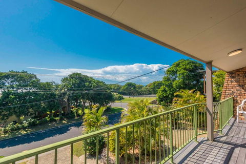 Sand Dunes - Nambucca Heads Accommodation 3