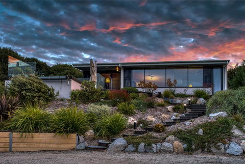 SALT Luxury Couples Villa - Nambucca Heads Accommodation 3
