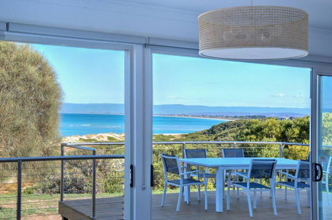 Sandbar Beach House - Nambucca Heads Accommodation 0