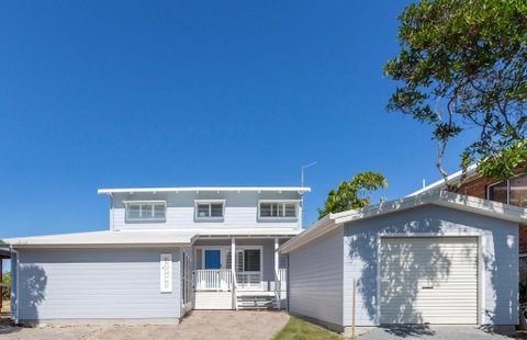 Sandpiper Beachfront House - Hastings Point - Nambucca Heads Accommodation 1