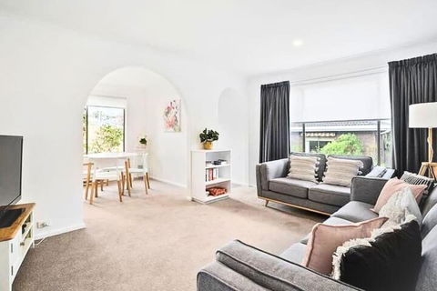 Sandy Bay Cozy Cottage Close To CBD - Nambucca Heads Accommodation 0